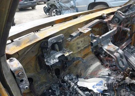 2008 Saab 9-7X 5.3I из США, поврежденный, VIN 5S3ET13M382803395